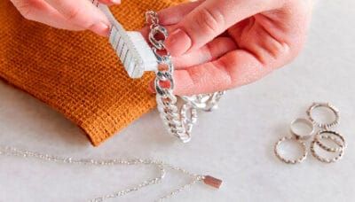 Чистка срібних прикрас та прикрас зі срібла із золотими пластинами матеріали та інструменти